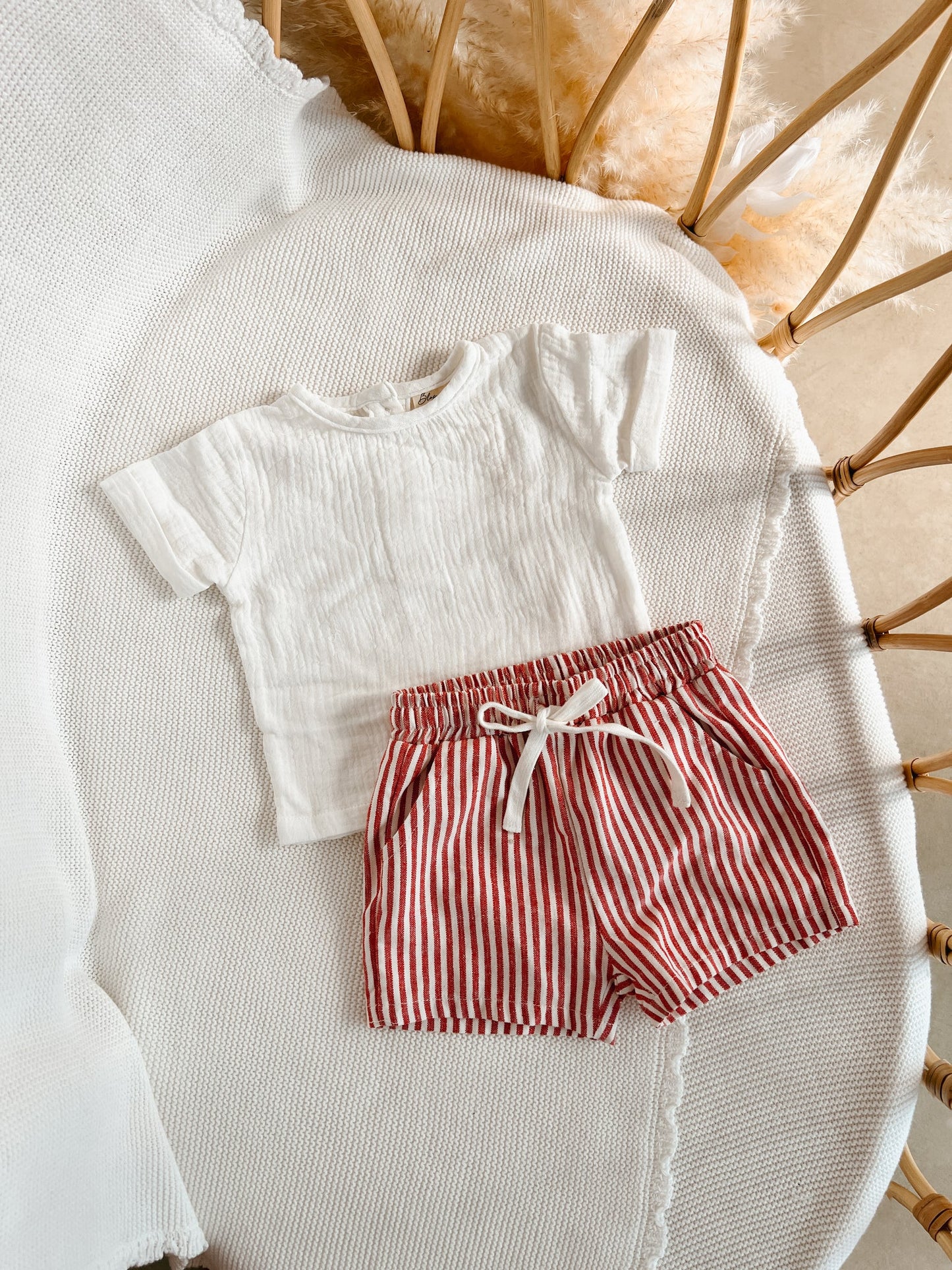Candy Stripe Shorts Red