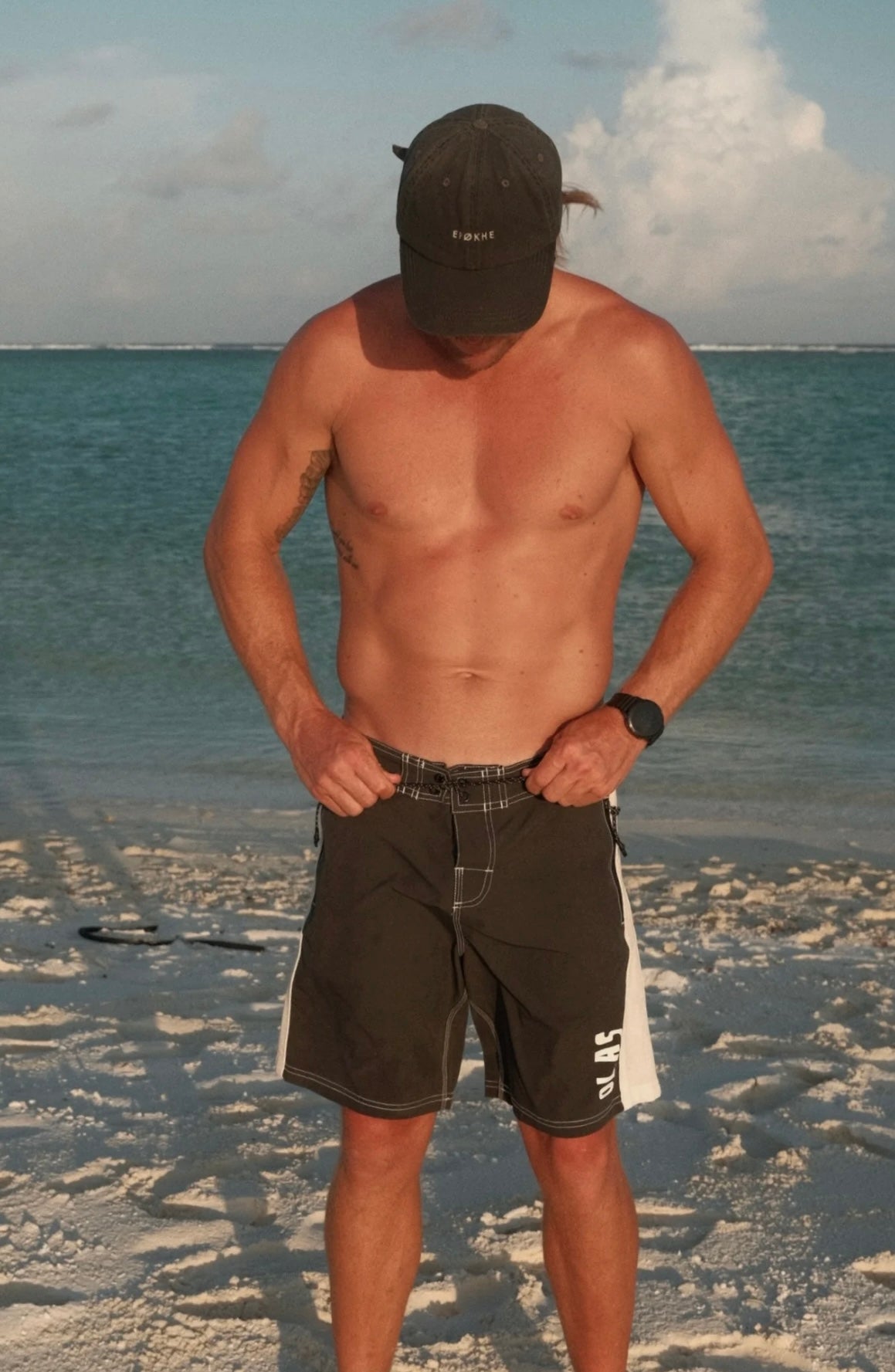 RETROGRADE BOARDSHORT WASHED BLACK