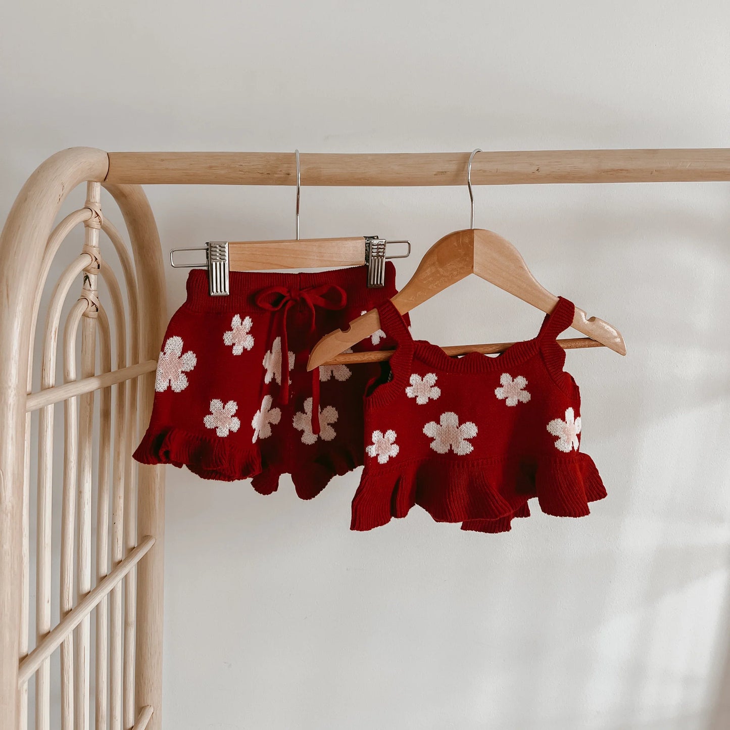 Red Posy Knit Tie Set