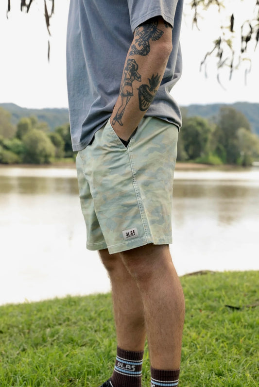 BARELY THERE WALKSHORT