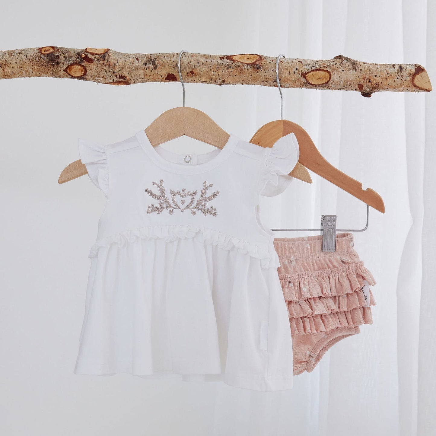 Aster & Oak - Petal Pointelle Ruffle Bloomers