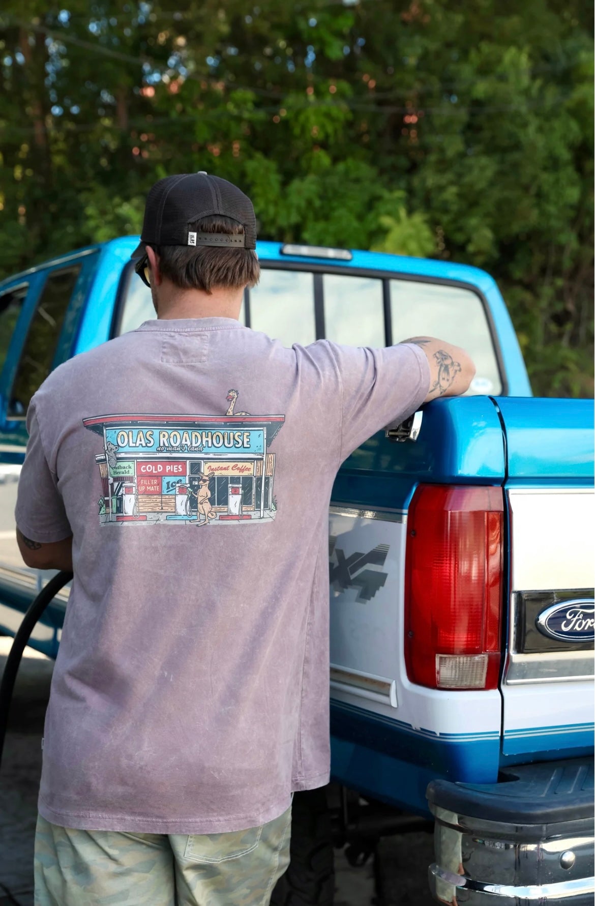 OLAS ROADHOUSE TEE
