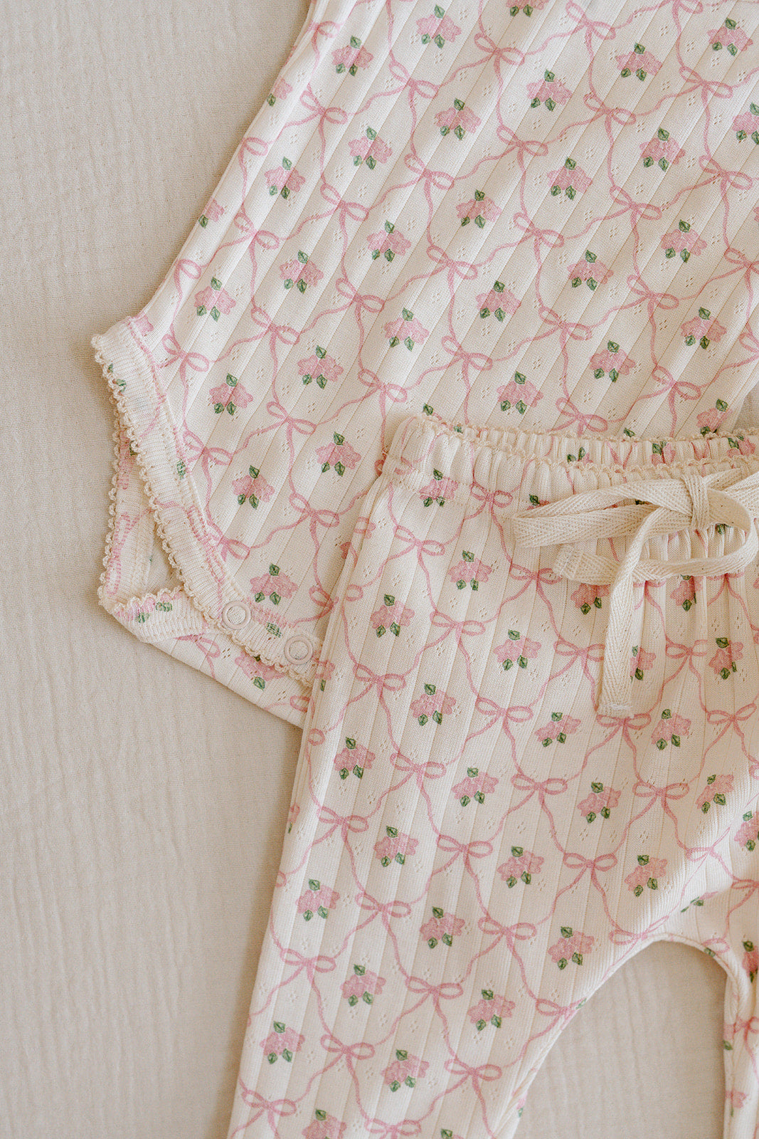 Élodie Pointelle Bodysuit - Cream/Pink