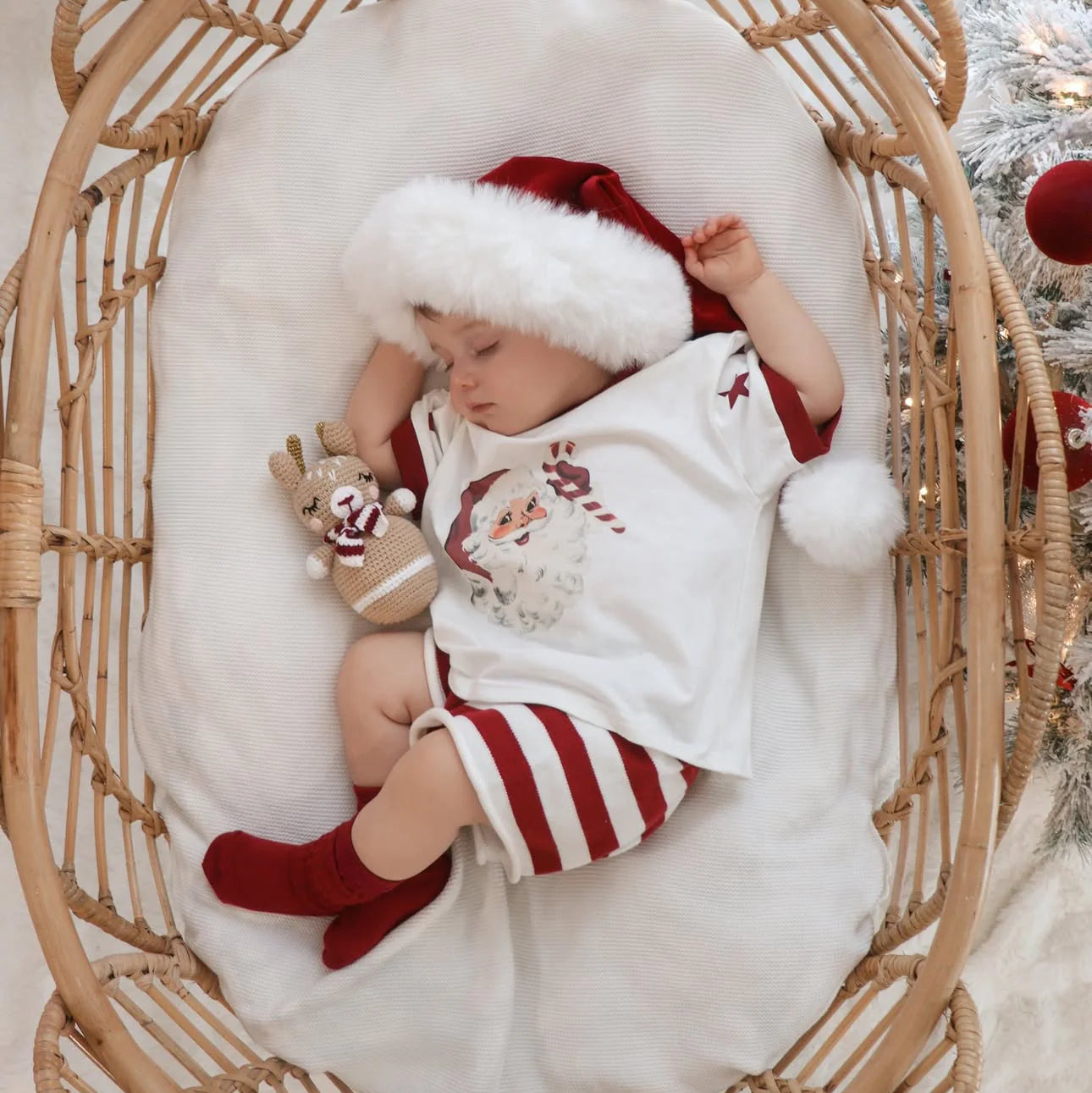 Vintage Santa Slouch Tee