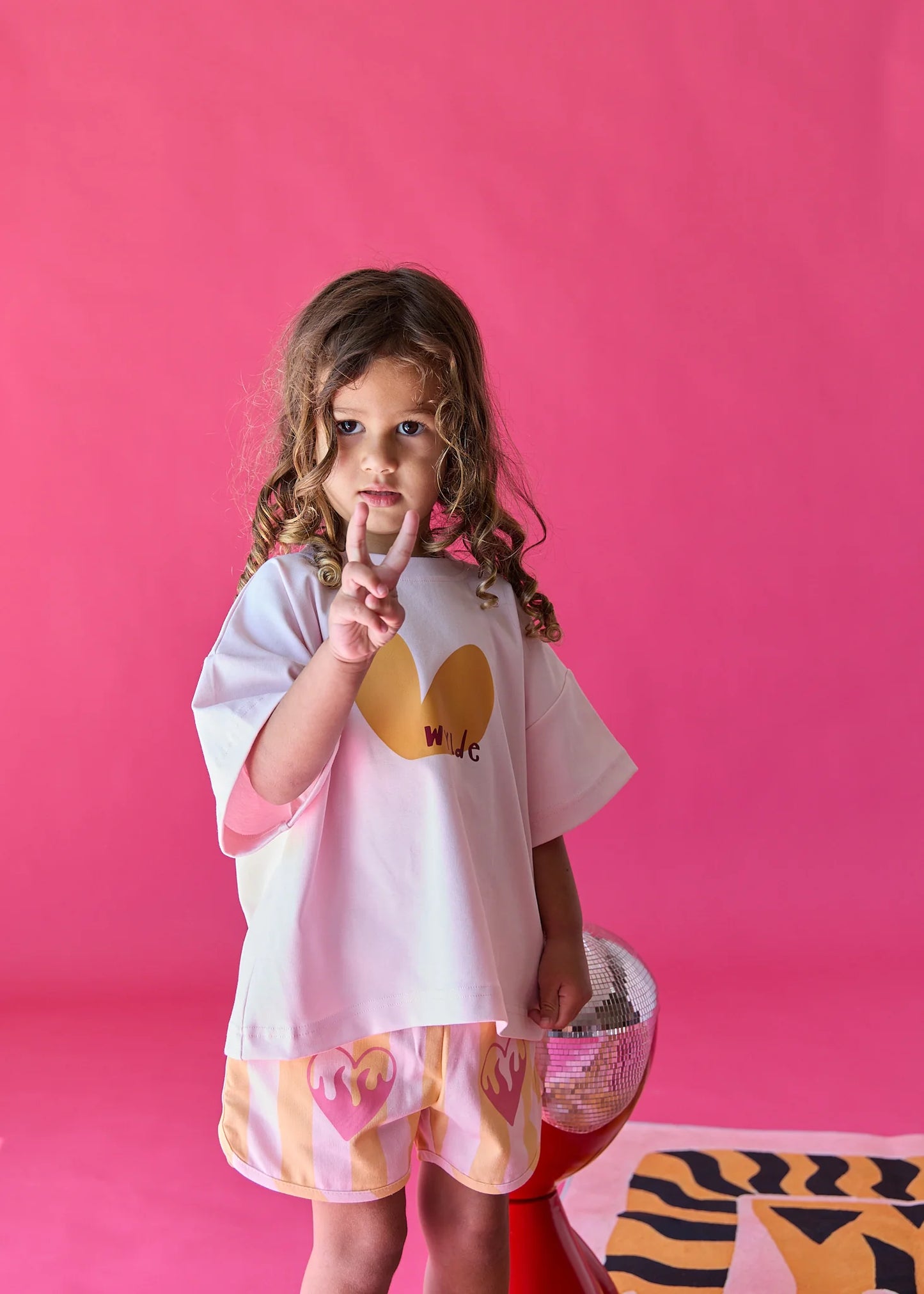 Wylde Magic in bloom tee