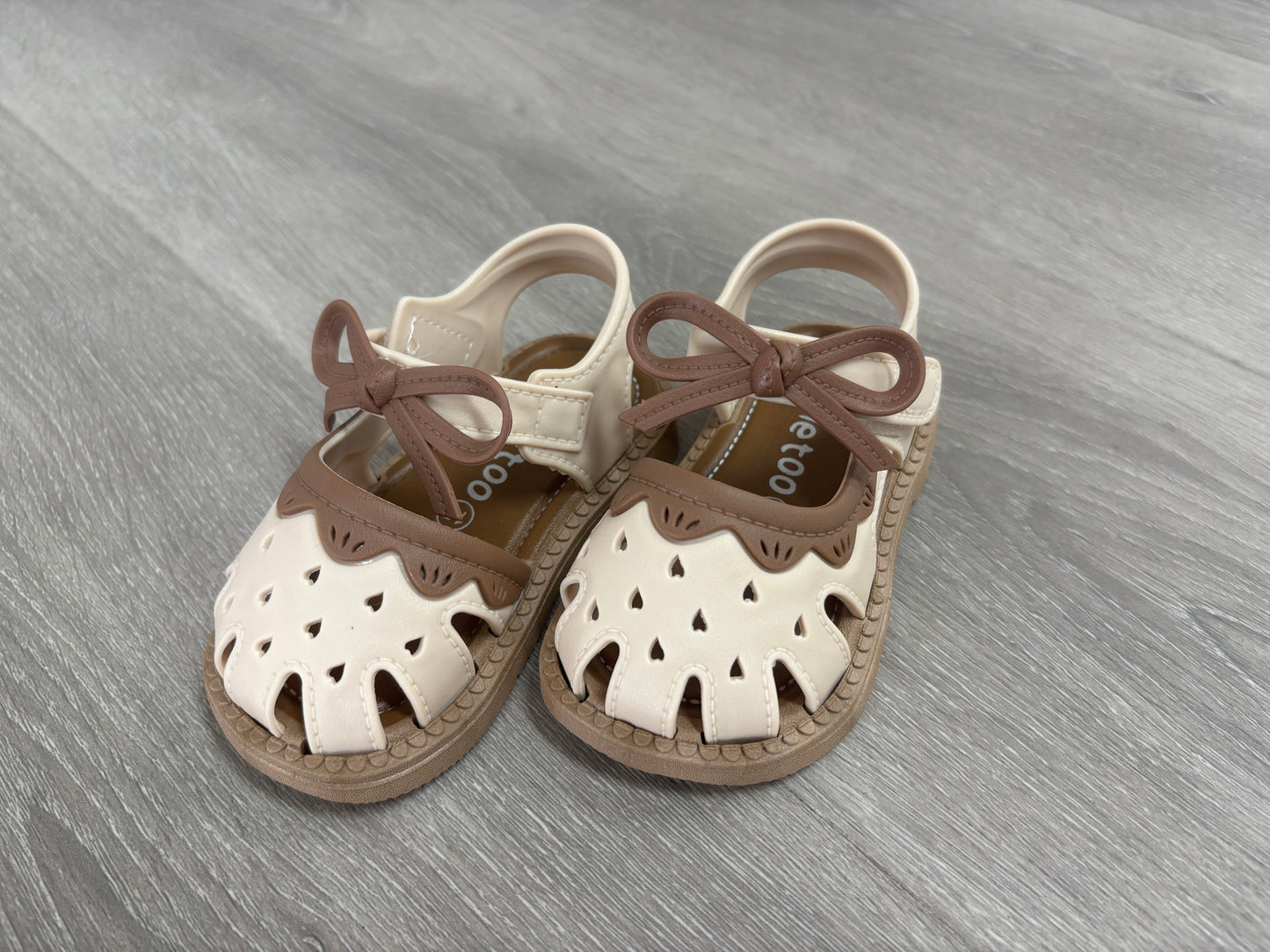 Mia Bow Sandals Assorted