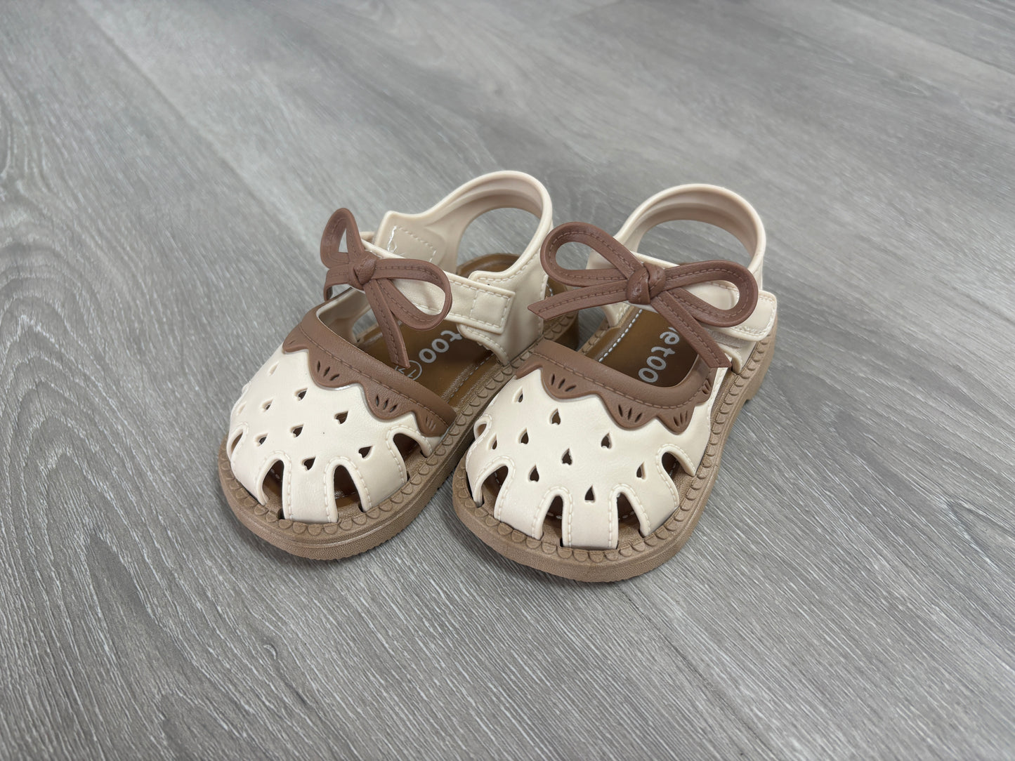 Mia Bow Sandals Assorted