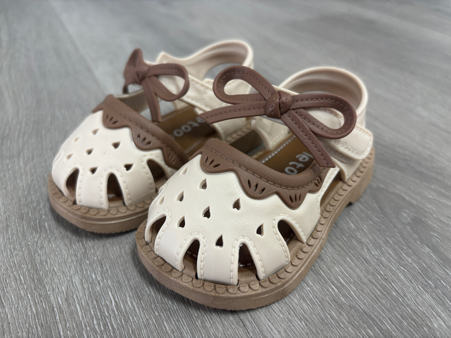 Mia Bow Sandals Assorted