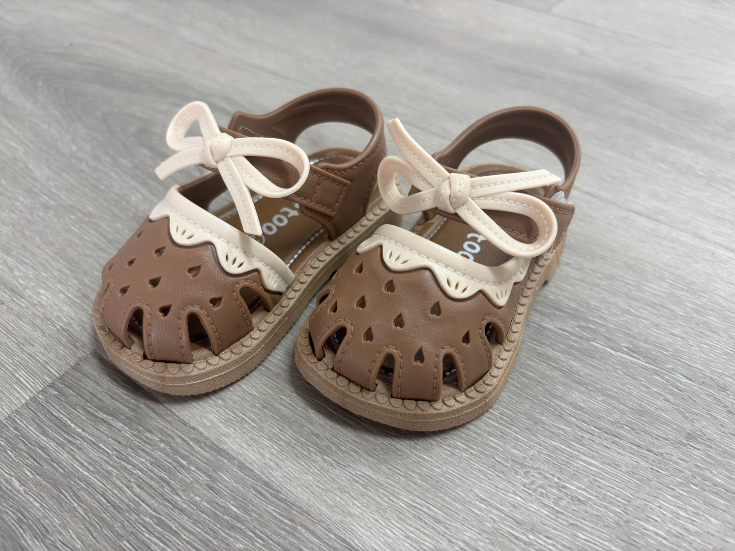 Mia Bow Sandals Assorted