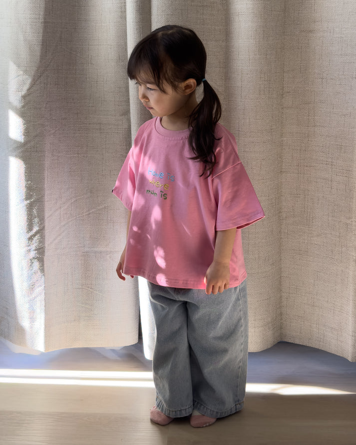 Signature Kids Tee - Home Is Where Mum Is - Pink