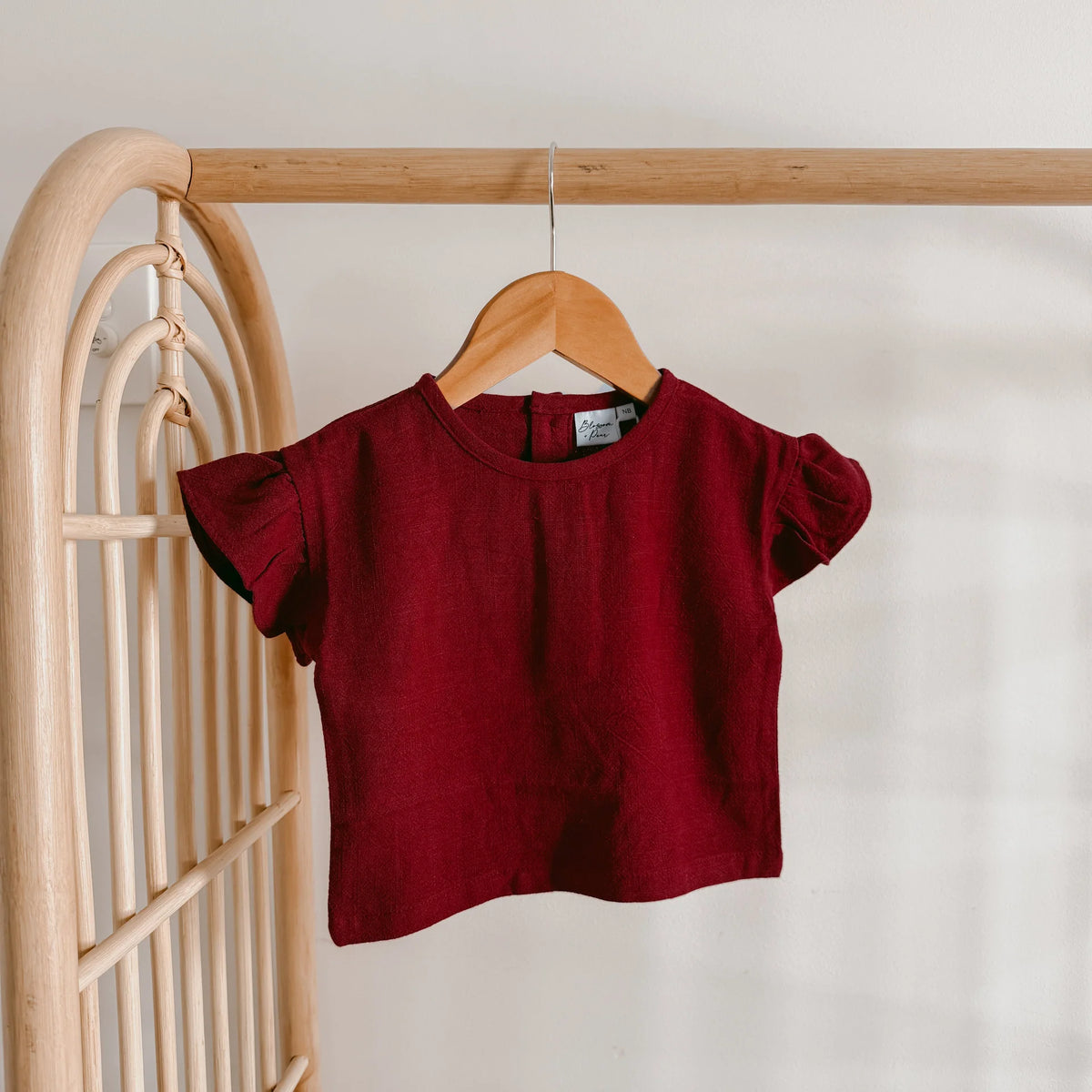 Flutter Sleeve Linen Tee - Burgundy