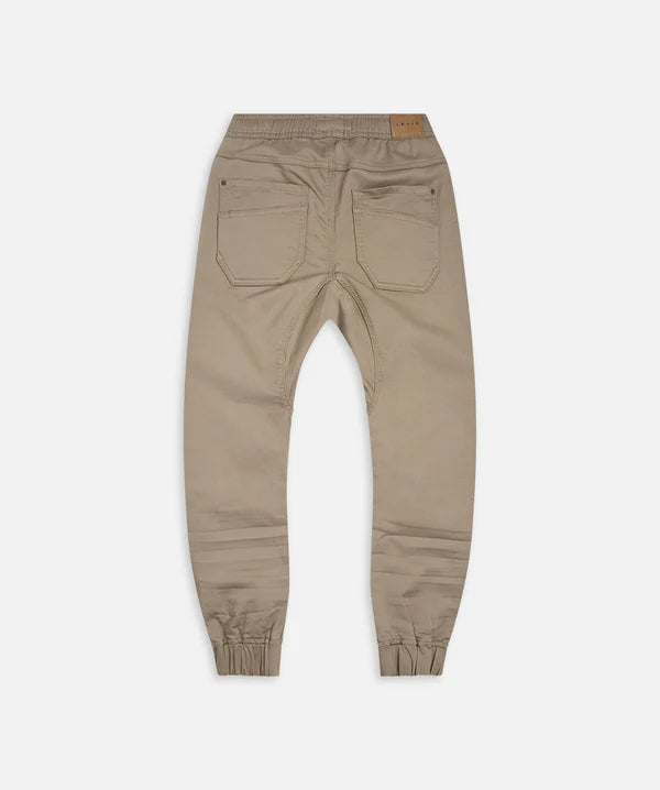 Indie Kids - the arched drifter pant - caramel