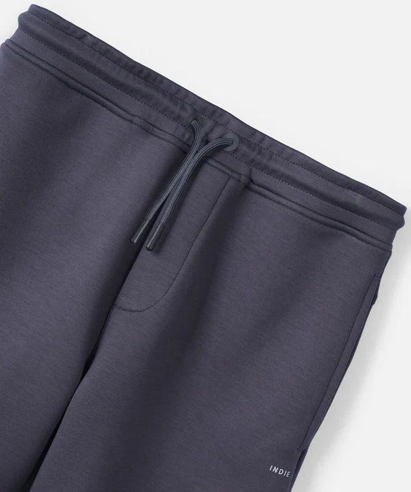 The Luxe Tech Short - Steel