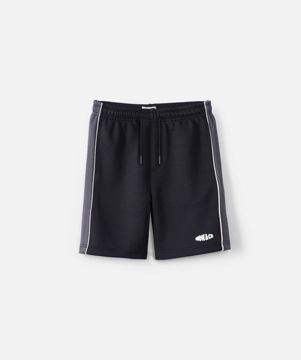 The Veltins Short - Charcoal Combo
