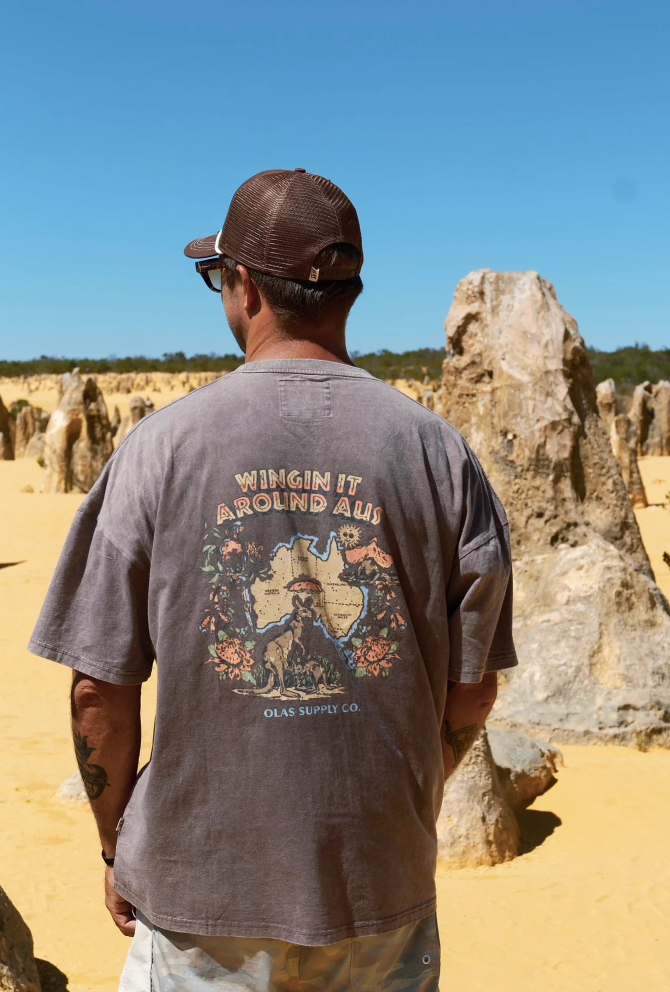 WINGIN IT BOX TEE