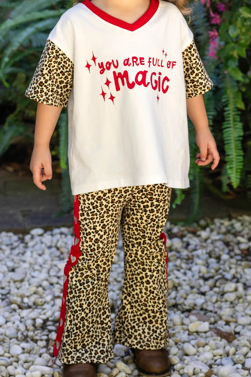 Oversized Tee ✿ Full of Magic
