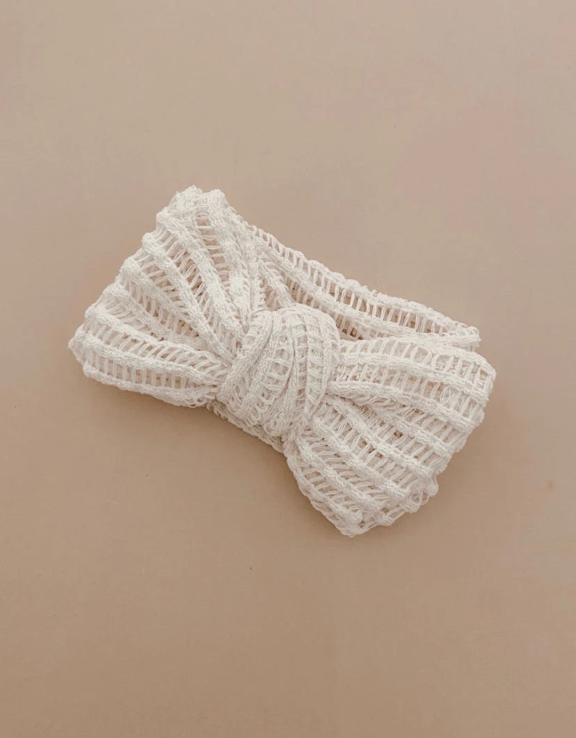 Quinn & Coco - Cream Crotchet Topknot